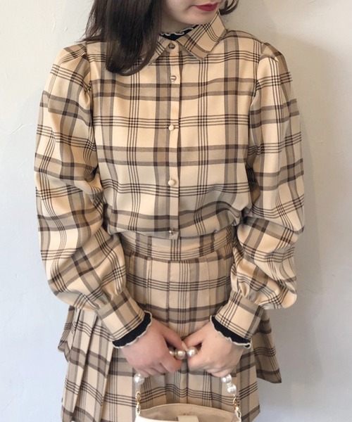 OLIVE des OLIVE（オリーブデオリーブ）の「チェック柄クレリックシャツ（シャツ/ブラウス・レディース・オフホワイト/ブラック/ベージュ・FREE）」の14枚目の写真