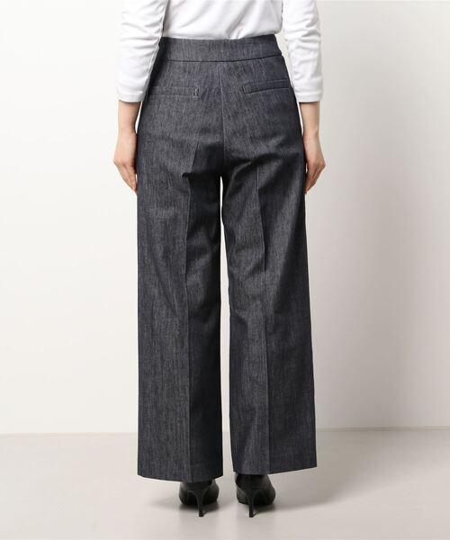 INED（イネド）の「スビンデニムワイドパンツ（デニムパンツ・レディース・インディゴブルー・11号/7号/9号）」の2枚目の写真