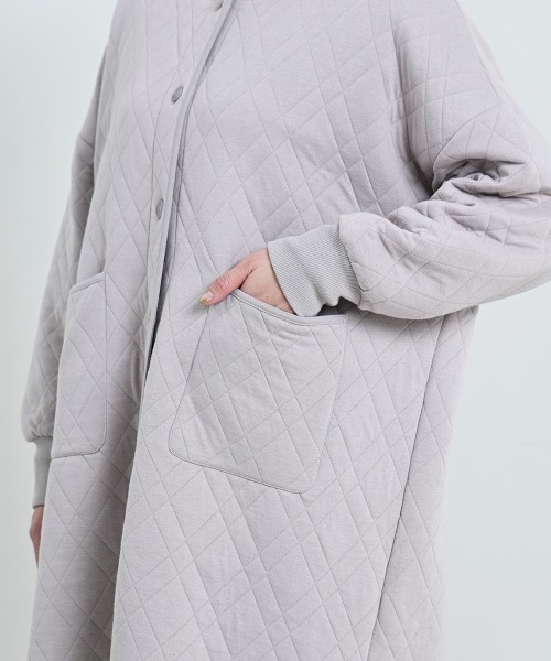 LUPILIEN(ルピリアン)の「【LUPILIEN】カットキルティングノーカラージャケット(ノーカラージャケット・レディース・チャコールグレー/ライトカーキ/グレイッシュベージュ・FREE)」の20枚目の写真