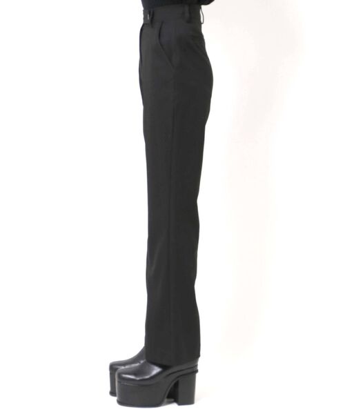 EMODA（エモダ）の「センタープレスパンツ（その他パンツ・レディース・ブラック/グレー・SMALL/MEDIUM）」の8枚目の写真