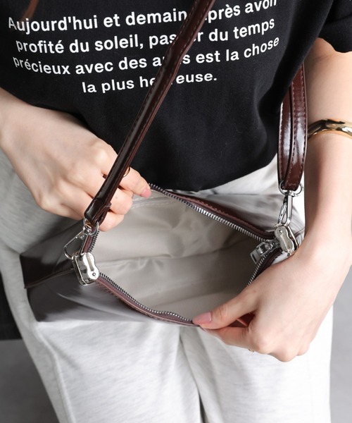 sakishimatokyo（サキシマトーキョー）の「【2WAY】ワンハンドルエナメルバッグ（ハンドバッグ・レディース・ブラック/グリーン/アイボリー/ブラウン/ベージュ/ブラック系その他/ホワイト系その他・FREE）」の14枚目の写真