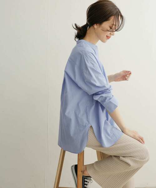 URBAN RESEARCH DOORS(アーバンリサーチドアーズ)の「コットンワッシャーチュニックシャツ(シャツ/ブラウス・レディース・オフホワイト/ブルー・1)」の10枚目の写真