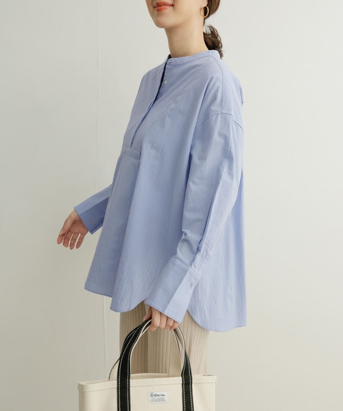 URBAN RESEARCH DOORS(アーバンリサーチドアーズ)の「コットンワッシャーチュニックシャツ(シャツ/ブラウス・レディース・オフホワイト/ブルー・1)」の14枚目の写真