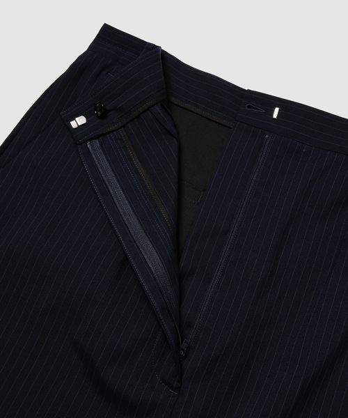 MM6 Maison Margiela(エムエムシックス メゾン マルジェラ)の「JUMPSUIT(サロペット/オーバーオール・レディース・グレー系その他/ネイビー系・40/38)」の4枚目の写真