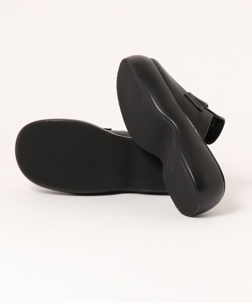 CHARLES & KEITH（チャールズ & キース）の「ローリー