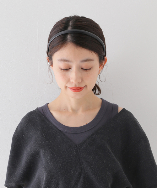 SLOBE IENA（スローブイエナ）の「【LE VERNIS/ル・ベルニ】 レザーカチューシャ（カチューシャ・レディース・ブラック/アイボリー・FREE）」の9枚目の写真