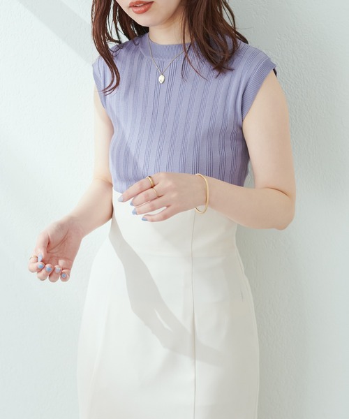 natural couture(ナチュラルクチュール)の「全6色/プチプラワイドリブノースリーブ(ニット/セーター・レディース・ブラック/オフホワイト/ピンク/グリーン/ラベンダー/その他1・FREE)」の4枚目の写真