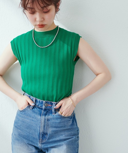 natural couture(ナチュラルクチュール)の「全6色/プチプラワイドリブノースリーブ(ニット/セーター・レディース・ブラック/オフホワイト/ピンク/グリーン/ラベンダー/その他1・FREE)」の3枚目の写真