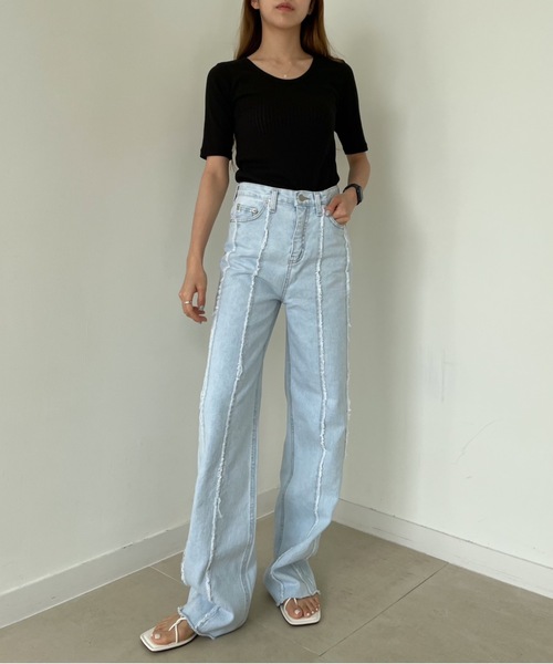 Didot.showroom（ディドット ショールーム）の「フリンジラインアイスブルーデニムパンツ（デニムパンツ・レディース・ライトブルー・S/M）」の13枚目の写真
