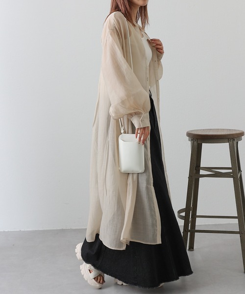 COLONY 2139（コロニートゥーワンスリーナイン）の「バンドカラーシアーシャツワンピース（シャツワンピース・レディース・アイボリー/オフホワイト/ブラック/ミント・FREE）」の12枚目の写真