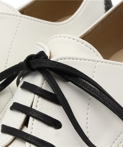 LE TALON（ルタロン）の「【Oggi4月号掲載】◇メダリオンオックス（その他シューズ・レディース・ブラック系その他/ホワイト・36/37/38/37.5/35.5/36.5）」の9枚目の写真