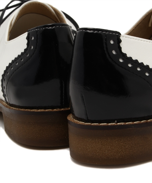 LE TALON（ルタロン）の「【Oggi4月号掲載】◇メダリオンオックス（その他シューズ・レディース・ブラック系その他/ホワイト・36/37/38/37.5/35.5/36.5）」の11枚目の写真