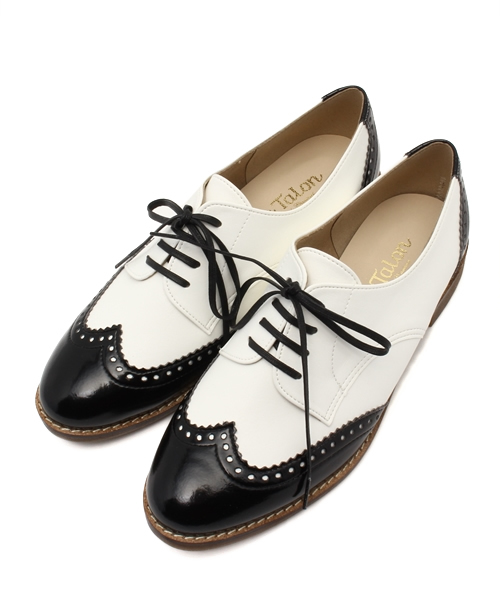LE TALON（ルタロン）の「【Oggi4月号掲載】◇メダリオンオックス（その他シューズ・レディース・ブラック系その他/ホワイト・36/37/38/37.5/35.5/36.5）」の4枚目の写真