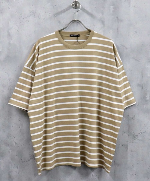 SHISKY（シスキー）の「ビッグシルエット 先染めボーダー クルーネック半袖Tシャツ（Tシャツ/カットソー・メンズ・ブラック/モカ/ラベンダー/杢グレー/ベージュ系/ネイビー系/ダークグリーン/ネイビー/チャコール/ブルー/オフホワイト/ベージュ・M/L/XL）」の7枚目の写真