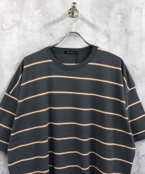 SHISKY（シスキー）の「ビッグシルエット 先染めボーダー クルーネック半袖Tシャツ（Tシャツ/カットソー・メンズ・ブラック/モカ/ラベンダー/杢グレー/ベージュ系/ネイビー系/ダークグリーン/ネイビー/チャコール/ブルー/オフホワイト/ベージュ・M/L/XL）」の16枚目の写真
