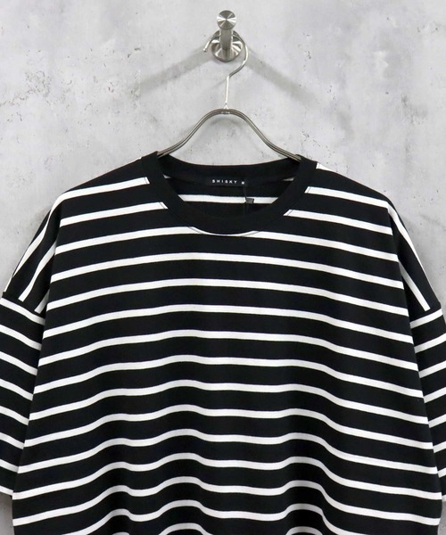 SHISKY（シスキー）の「ビッグシルエット 先染めボーダー クルーネック半袖Tシャツ（Tシャツ/カットソー・メンズ・ブラック/モカ/ラベンダー/杢グレー/ベージュ系/ネイビー系/ダークグリーン/ネイビー/チャコール/ブルー/オフホワイト/ベージュ・M/L/XL）」の14枚目の写真