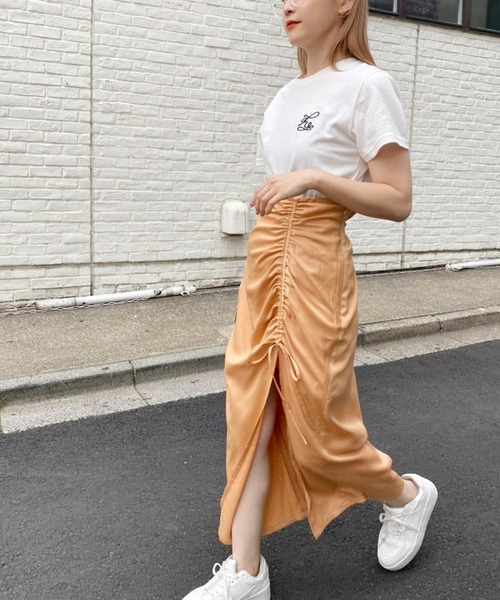one after another NICE CLAUP(ワンアフターアナザーナイスクラップ)の「サテンドロストスカート(スカート・レディース・ピンク系その他/モカ/アイボリー/オレンジ・FREE)」の20枚目の写真