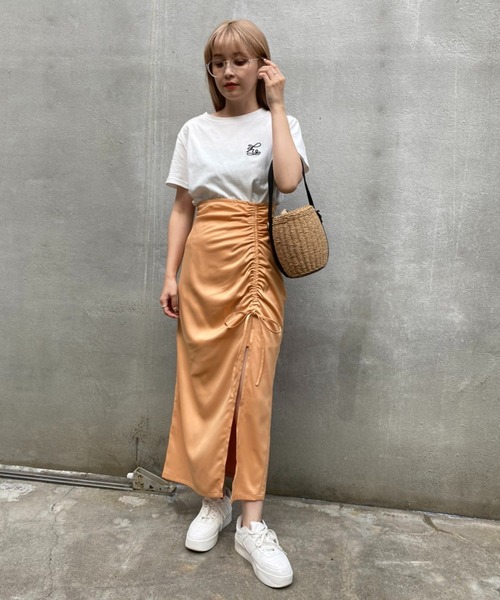 one after another NICE CLAUP(ワンアフターアナザーナイスクラップ)の「サテンドロストスカート(スカート・レディース・ピンク系その他/モカ/アイボリー/オレンジ・FREE)」の12枚目の写真