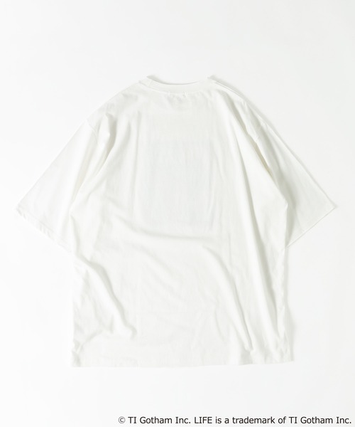 MUHET(ミュエータ)の「LIFEコラボTシャツ(Tシャツ/カットソー・レディース・ホワイト/ブラック/オフホワイト/グリーン/ホワイト系その他・MEDIUM/X-LARGE)」の16枚目の写真