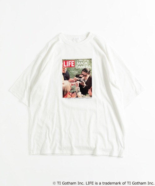MUHET(ミュエータ)の「LIFEコラボTシャツ(Tシャツ/カットソー・レディース・ホワイト/ブラック/オフホワイト/グリーン/ホワイト系その他・MEDIUM/X-LARGE)」の15枚目の写真