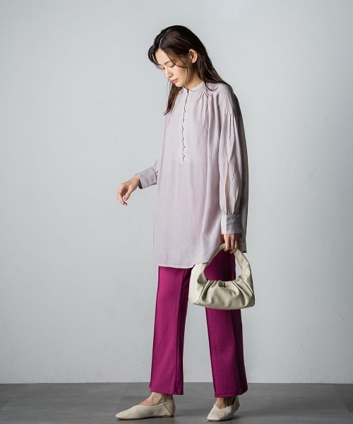 socolla(ソコラ)の「【socolla】セミフレアストレッチカラーパンツ≪洗濯機で洗える≫(スラックス・レディース・パープル/レッド/ピンク/イエロー/ブルー/パープル系その他/ピンク系その他/グリーン系その他・S/M/L)」の9枚目の写真