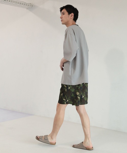 LAKOLE（ラコレ）の「シャイニーツイルプルオーバーシャツ[セットアップ対応] / 285873（シャツ/ブラウス・メンズ・グレー/ブラウン/ネイビー・MEDIUM/LARGE）」の4枚目の写真