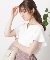 couture brooch | 【大人レディ、きちんと見えが叶うブラウス！】前後2WAY　フリルスリーブゴールドバーブラウス(シャツ/ブラウス)