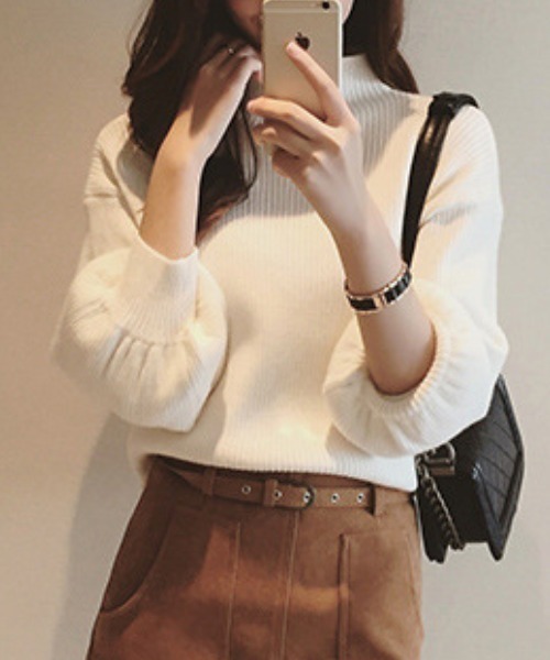 gossip！ロサンゼルス（ゴシップロサンゼルス）の「ハイネックボリュームスリーブニット（ニット/セーター・レディース・ホワイト/ブラック/グレー/レッド・FREE）」の5枚目の写真