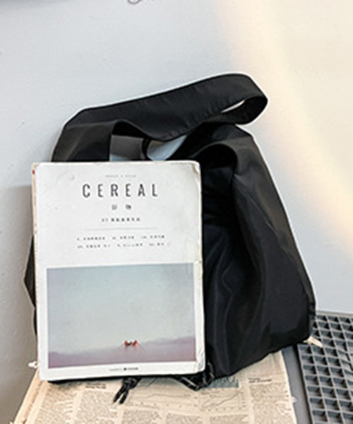 c.u.l（シーユーエル）の「ドローコード ナイロンワンショルダーバッグ cula456（ショルダーバッグ・レディース・ブラック・FREE）」の3枚目の写真