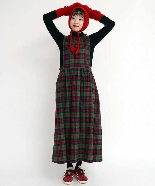 I am I in fact（アイアムアイインファクト）の「CHECK apron