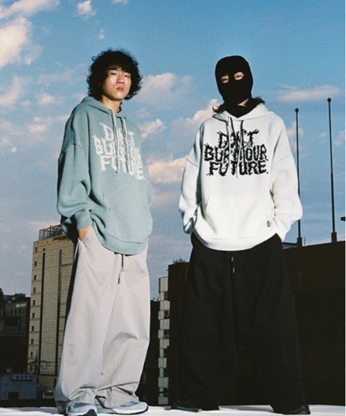 AJOBYAJO（アジョバイアジョ）の「【AJOBYAJO/アジョバイアジョ】Oversized (19) Slogan Wool Knit Hoodie /オーバーサイズ ニット セーター（ニット/セーター・メンズ・スカイブルー/ブラック/ネイビー/アイボリー/ミント/ライラック/バーガンディー・L/XL/M）」の5枚目の写真