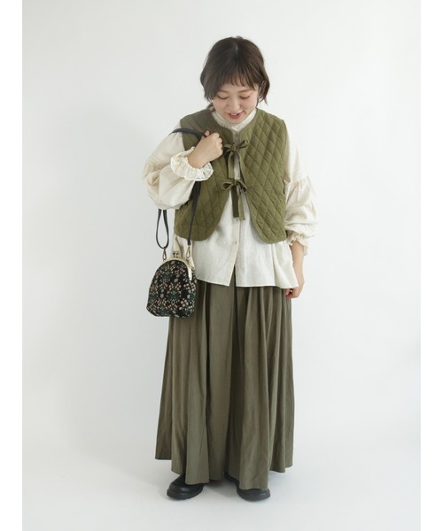 Samansa Mos2(サマンサ モスモス)の「カットキルトベスト(ベスト・レディース・ブラック/カーキ/ベージュ・フリ-)」の11枚目の写真