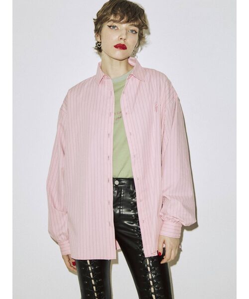 jouetie(ジュエティ)の「サイドリボンロングシャツ(シャツ/ブラウス・レディース・オフホワイト/ブラック/ピンク・MEDIUM)」の6枚目の写真