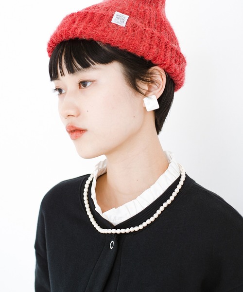 haco!(ハコ)の「光の反射いただきます!首への負担はノーセンキュー TPOに合わせて大小パールを使い分けられるネックレス2本セット(ネックレス・レディース・ホワイト・ONE SIZE)」の17枚目の写真