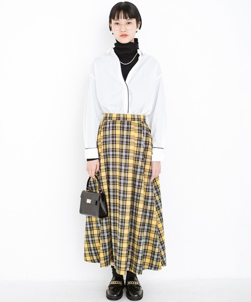 haco!(ハコ)の「光の反射いただきます!首への負担はノーセンキュー TPOに合わせて大小パールを使い分けられるネックレス2本セット(ネックレス・レディース・ホワイト・ONE SIZE)」の3枚目の写真