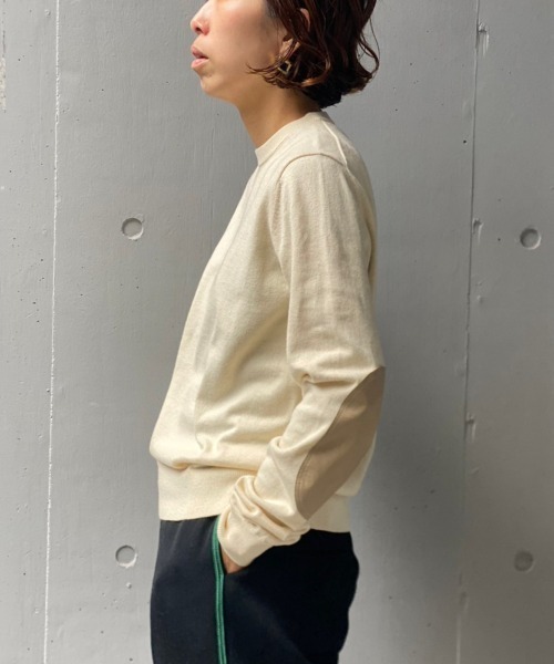DROIT BELLO（ドロイトベロ）の「DROIT BELLO(ドロイトベロ) フェイクレザーエルボーパッチニット（ニット/セーター・レディース・アイボリー/ブラック・38）」の9枚目の写真