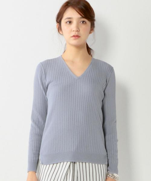 UNITED ARROWS（ユナイテッドアローズ）の「UAB CTN ワイドリブ Vネックニット ◆（ニット/セーター・レディース・オフホワイト/ブラック/ライトブルー・フリー）」の5枚目の写真