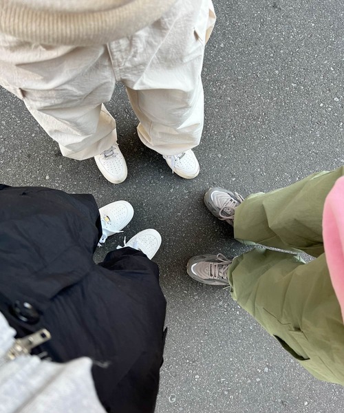 HALEY PESCA（ヘーリーペスカ）の「HALEY PESCA/ルーズシルエット ハイウエストパラシュートパンツ（カーゴパンツ・レディース・アイボリー/ブラック/カーキ・MEDIUM）」の5枚目の写真