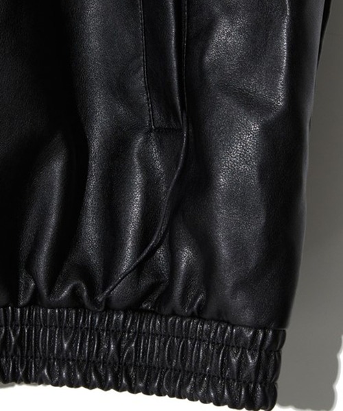 V2（ブイツー）の「【UNISEX】V2／8008シングルビーガンレザージャケット 2191888（ライダースジャケット・メンズ・ブラック・MEDIUM/LARGE）」の6枚目の写真