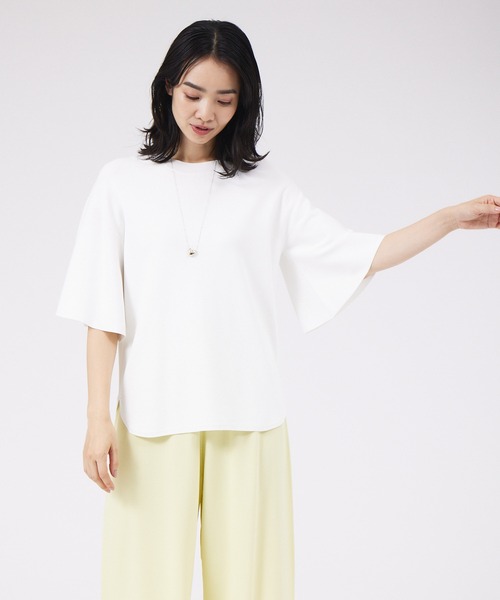 qualite（カリテ）の「レーヨンストレッチフレアスリーブニット（ニット/セーター・レディース・イエロー/ホワイト/ブラック・フリー）」の2枚目の写真