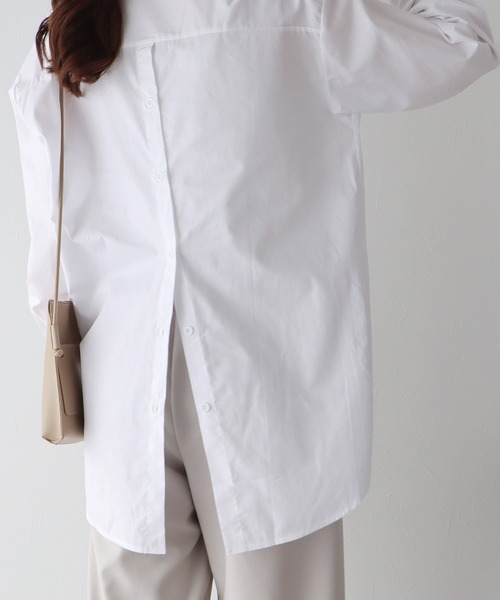 BLUEEAST（ブルーイースト）の「バックオープンロングシャツ（シャツ/ブラウス・レディース・ホワイト/ピンク/ブルー・MEDIUM）」の7枚目の写真