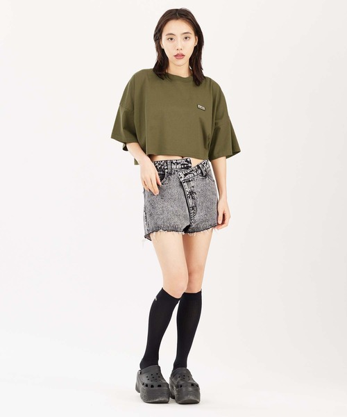 X-girl（エックスガール）の「BOX LOGO S/S WIDE TEE（Tシャツ/カットソー・レディース・ブラック/オリーブ/ホワイト・S/M）」の11枚目の写真