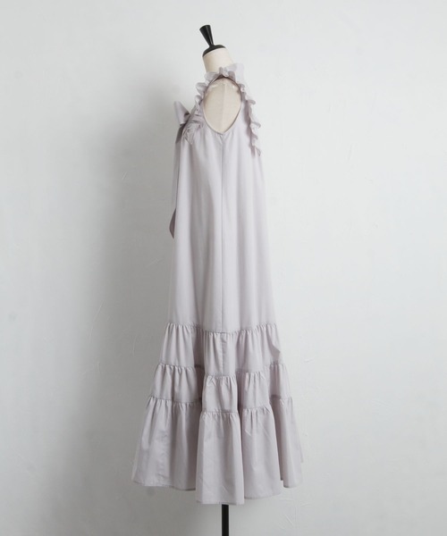 tocco closet（トッコ　クローゼット）の「肩フリル付きボウタイリボンコットンライクティアードワンピース（ワンピース・レディース・ブラック/オフホワイト/グレー系その他・M）」の9枚目の写真