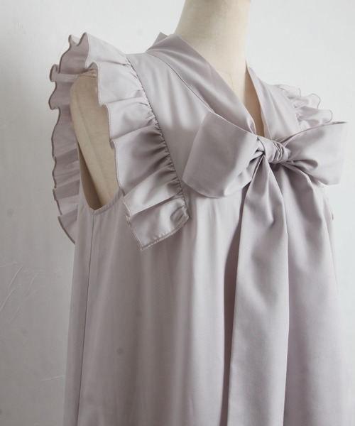 tocco closet（トッコ　クローゼット）の「肩フリル付きボウタイリボンコットンライクティアードワンピース（ワンピース・レディース・ブラック/オフホワイト/グレー系その他・M）」の16枚目の写真