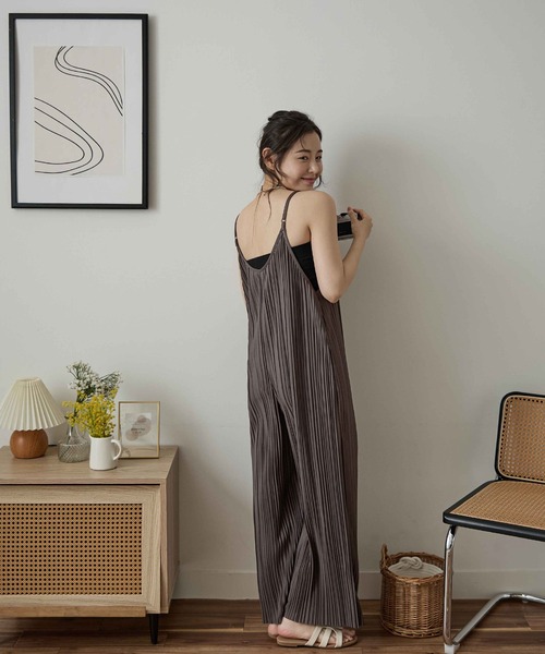 CHAN ME（チャンミ）の「セルフカットプリーツワイドサロペット