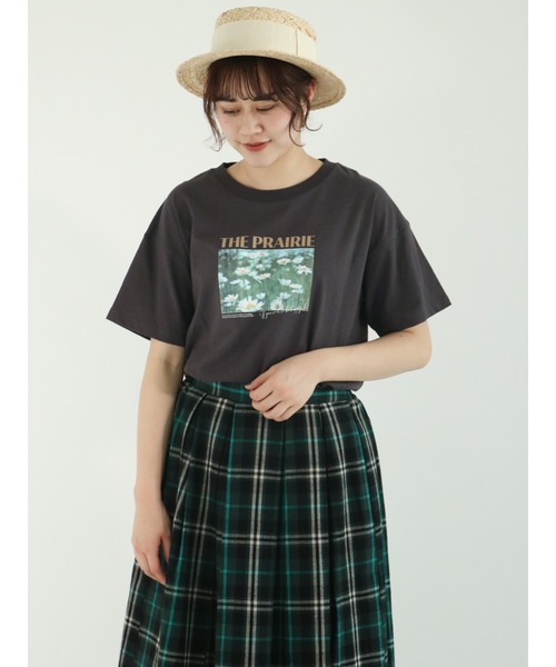 Samansa Mos2（サマンサ モスモス）の「転写プリントTシャツ（Tシャツ/カットソー・レディース・チャコールグレー/オフホワイト/ミント/キナリ・ﾌﾘ-）」の9枚目の写真