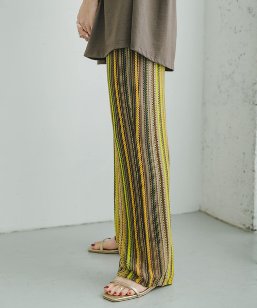 ITEMS URBANRESEARCH（アイテムズ アーバンリサーチ）の「カラーレースパンツ（その他パンツ・レディース・ブラック/ベージュ/グリーン系その他/ブルー系その他・FREE）」の12枚目の写真