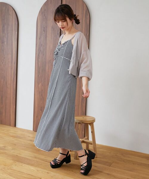 MAJESTIC LEGON(マジェスティックレゴン)の「シアーショートカーディガン(カーディガン/ボレロ・レディース・ブラック/オレンジ/アイボリー/レッド/ライトグレー・MEDIUM)」の13枚目の写真