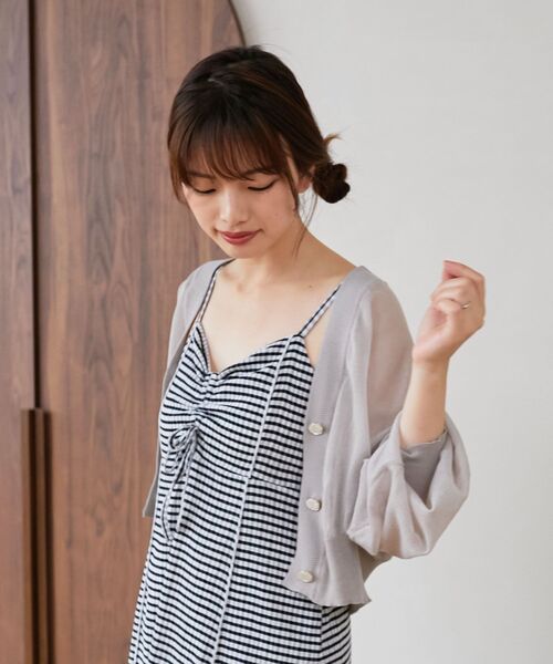 MAJESTIC LEGON(マジェスティックレゴン)の「シアーショートカーディガン(カーディガン/ボレロ・レディース・ブラック/オレンジ/アイボリー/レッド/ライトグレー・MEDIUM)」の10枚目の写真