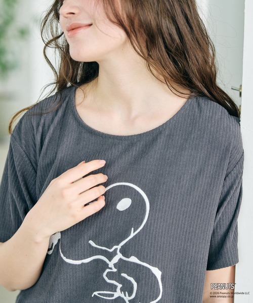 PEANUTS(ピーナッツ)の「【PEANUTS/ピーナッツ】SNOOPY/スヌーピーパイルリブワンピース/ルームウェア(ルームワンピース・レディース・アイボリー/グレー/ネイビー・LL/L/M)」の4枚目の写真